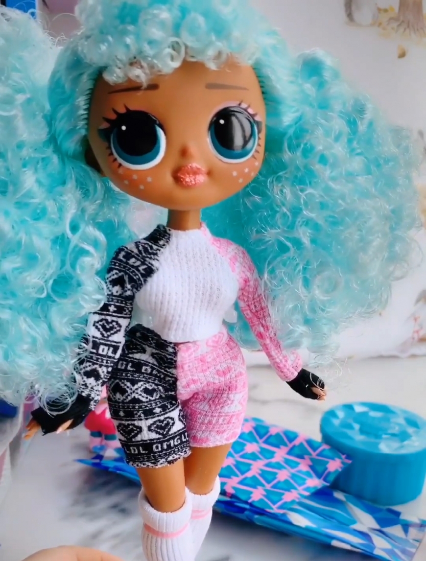 LOL OMG Winter Chill dolls - Big Wig, Icy Gurl, Missy Meow, Camp Cutie