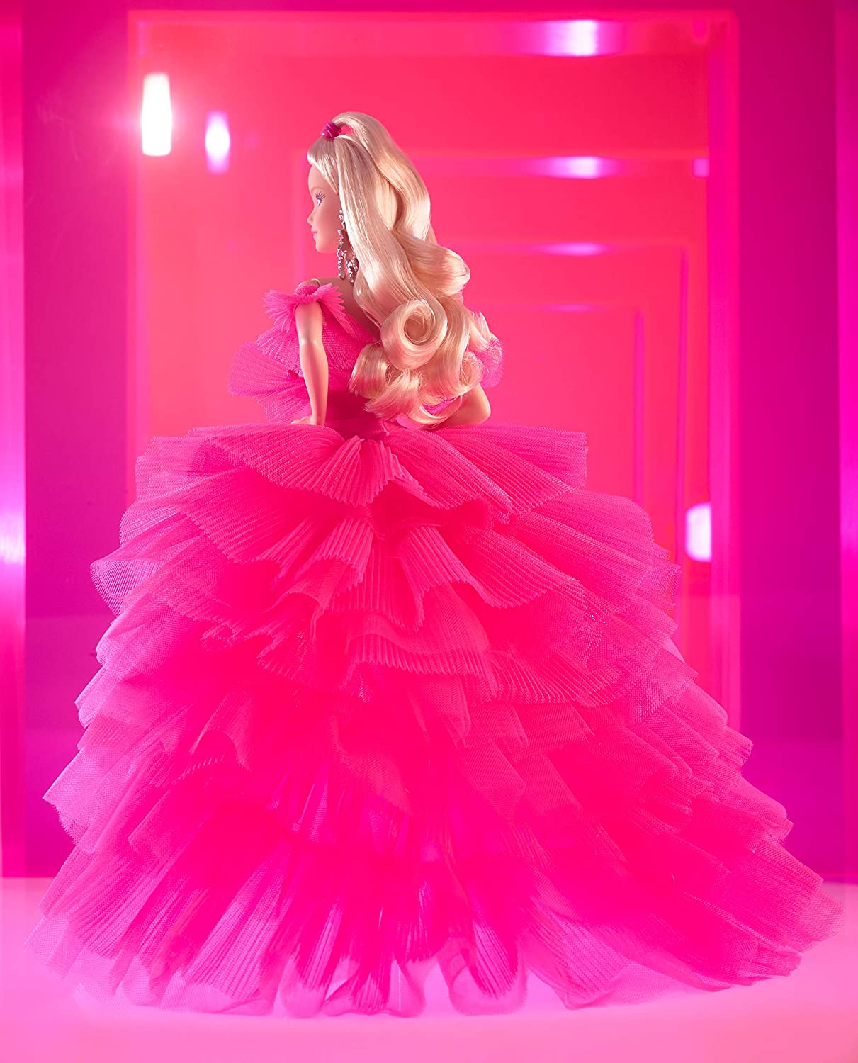 Barbie Signature Pink Collection Doll is released - YouLoveIt.com
