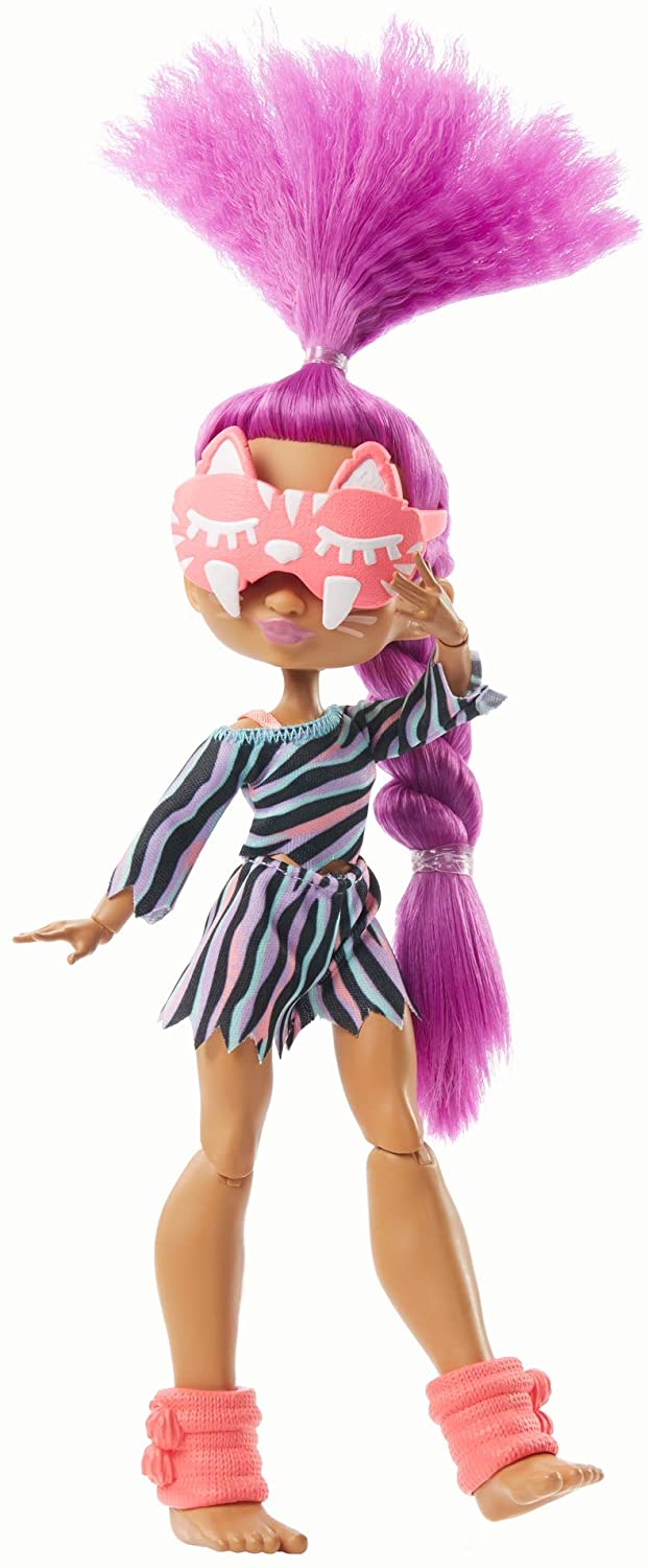 Cave Club Rock 'n Wild Sleepover Roaralai doll