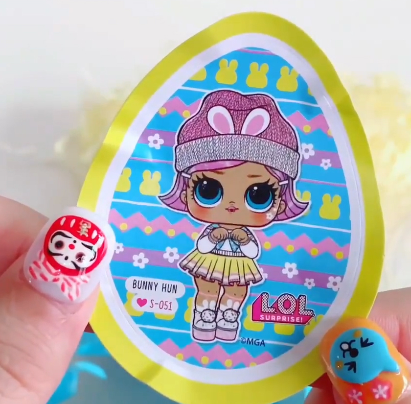 LOL Surprise Spring Sparkle Bunny Hun doll unboxing pictures