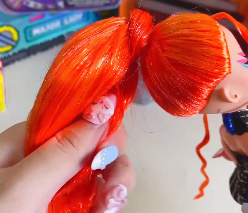 LOL OMG Dance Dance Dance Major Lady doll unboxing pictures