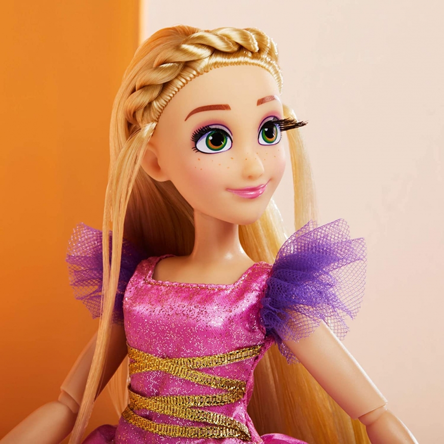 Disney Princess Style Series Rapunzel doll 2