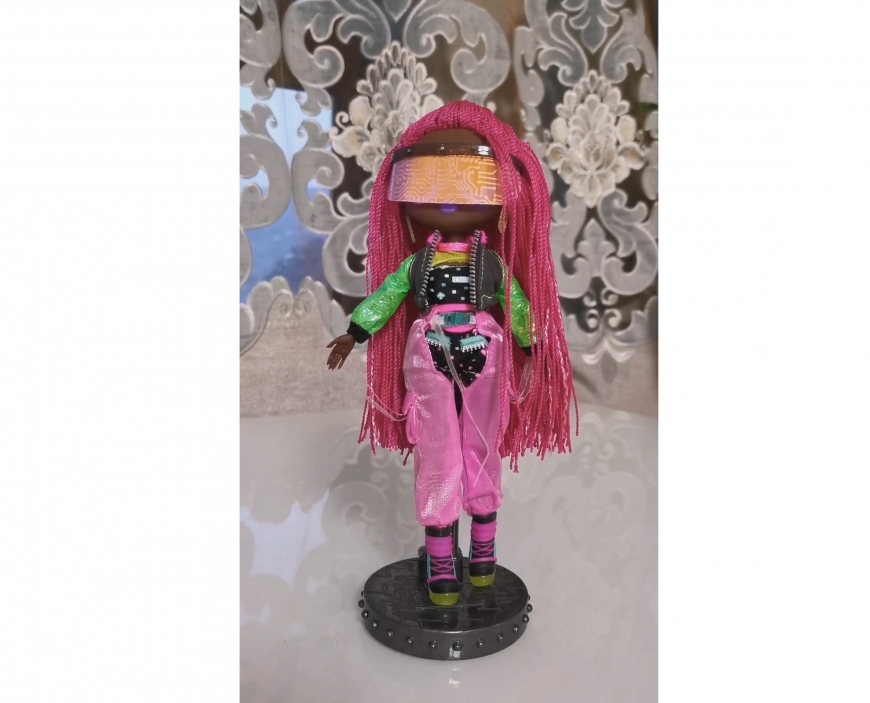 LOL OMG Dance Dance Dance Virtuelle doll unboxing