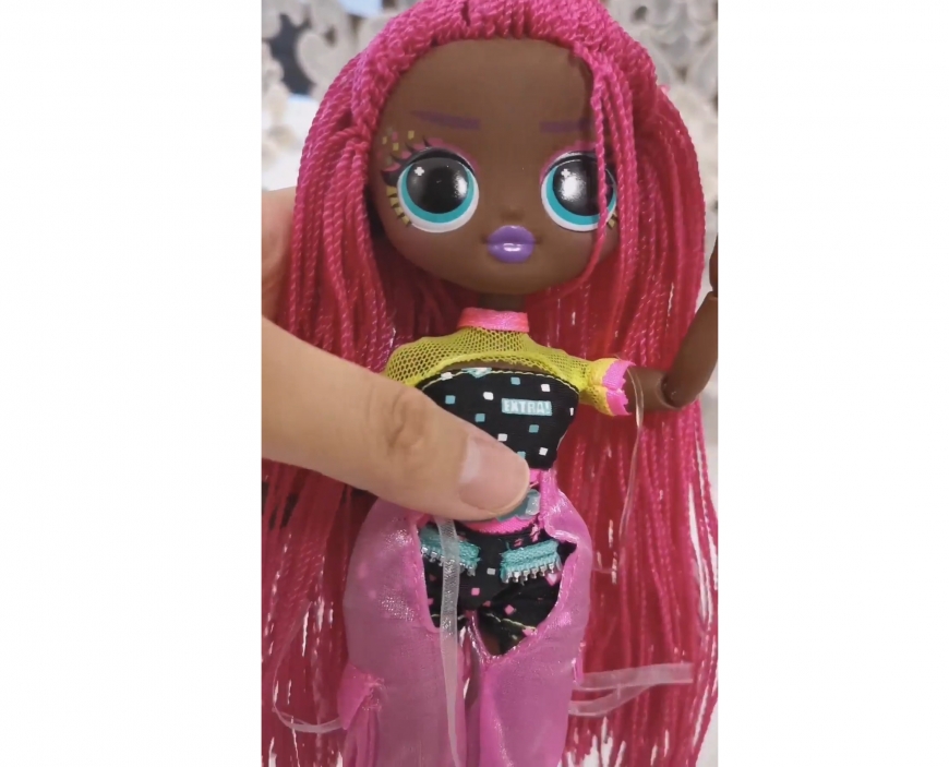 LOL OMG Dance Dance Dance Virtuelle doll unboxing