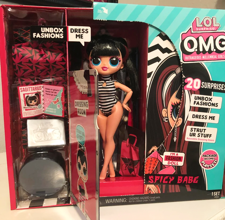 LOL OMG Series 4 dolls from opposite clubs Sweets and Spicy Babe