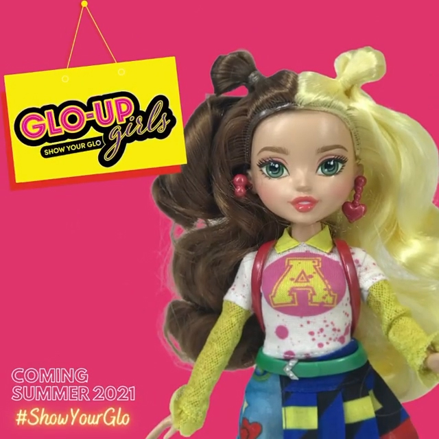 Glo Up Girls fashion dolls Far Out Toys