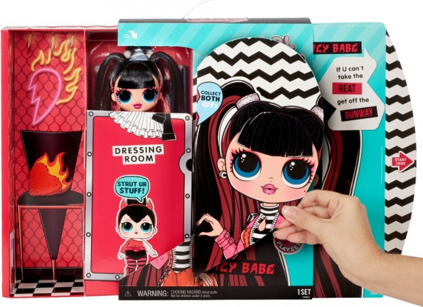 LOL OMG Series 4 dolls from opposite clubs: Sweets and Spicy Babe