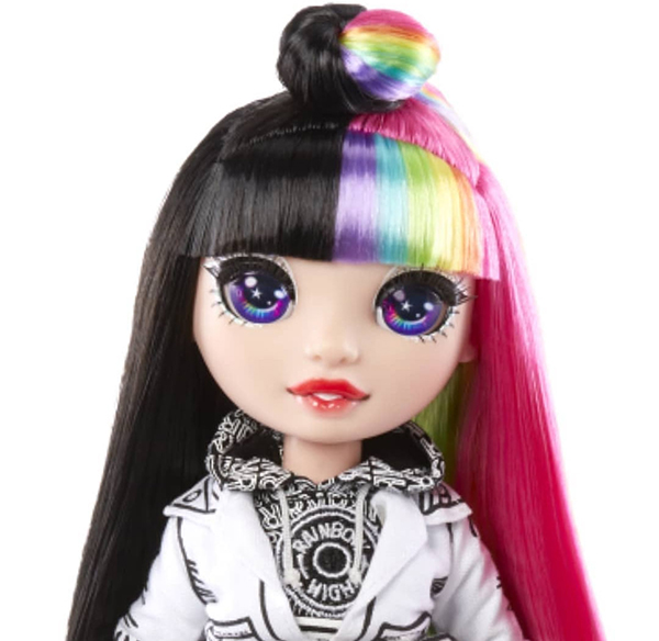 Rainbow High Jett Dawson Art of Fashion collector doll
