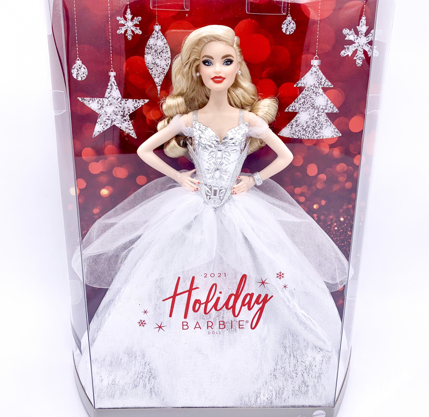 Barbie Holdays 2021 doll