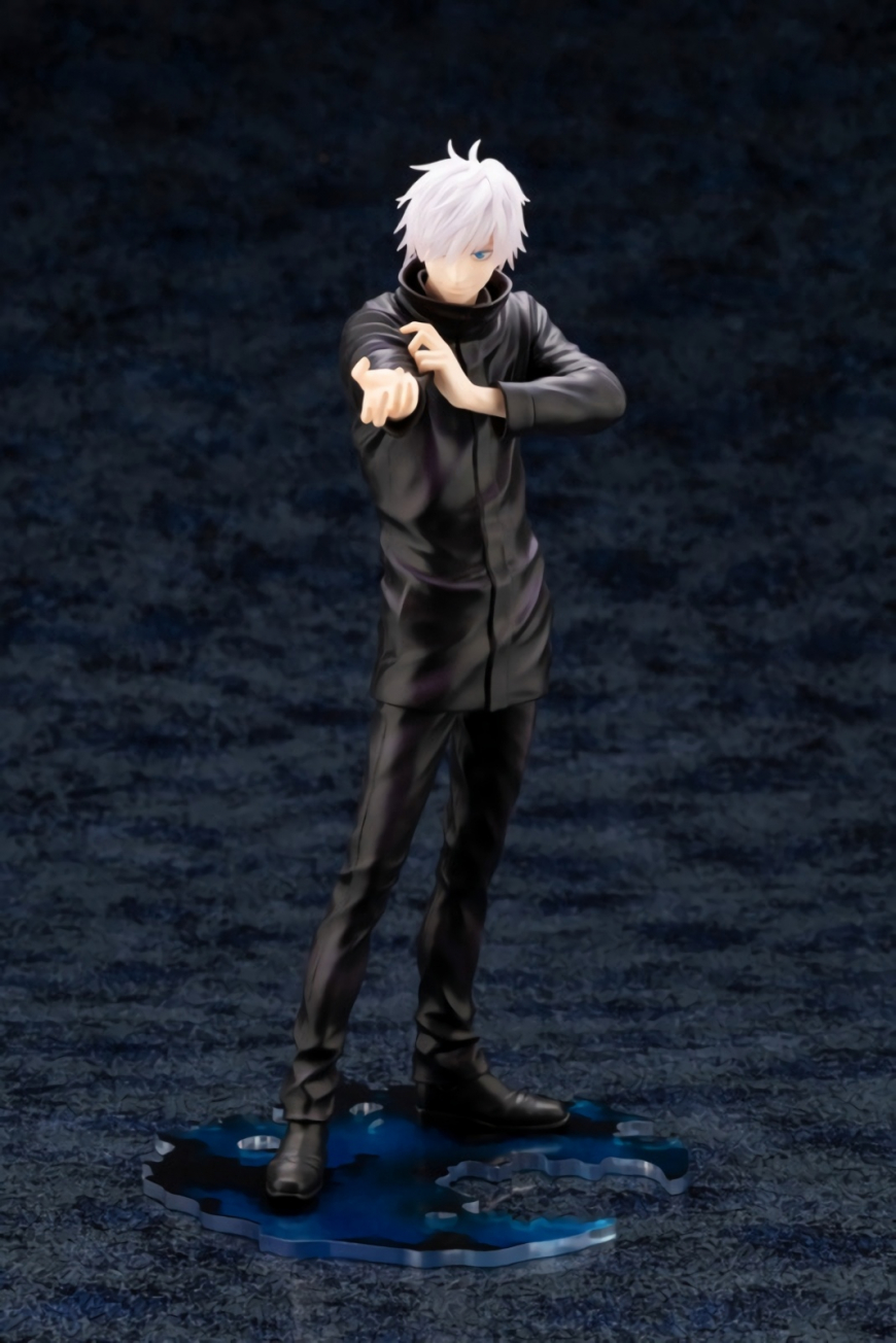 Kotobukiya Satoru Gojo figure, based on cover of volume 4 of Jujutsu Kaisen