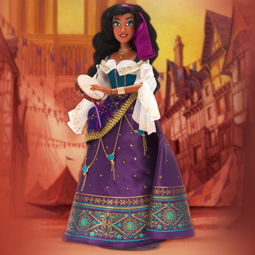 Disney Limited Edition Esmeralda 25 annivery doll 2021.