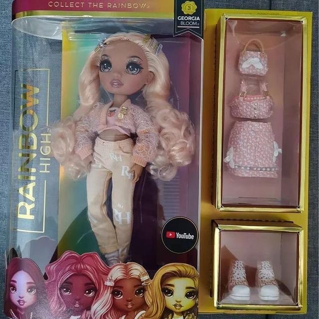 Rainbow High Series 3 Peach doll Georgia Bloom