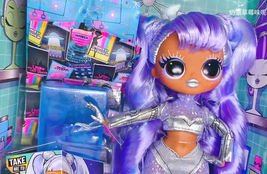 LOL OMG Movie Magic Galaxy Gurl doll uboxing