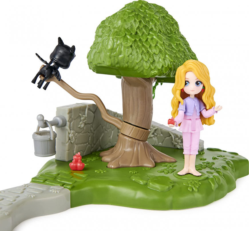 Harry Potter Magical Minis Care of Magical Creatures Playset with Exclusive Luna Lovegood Figure