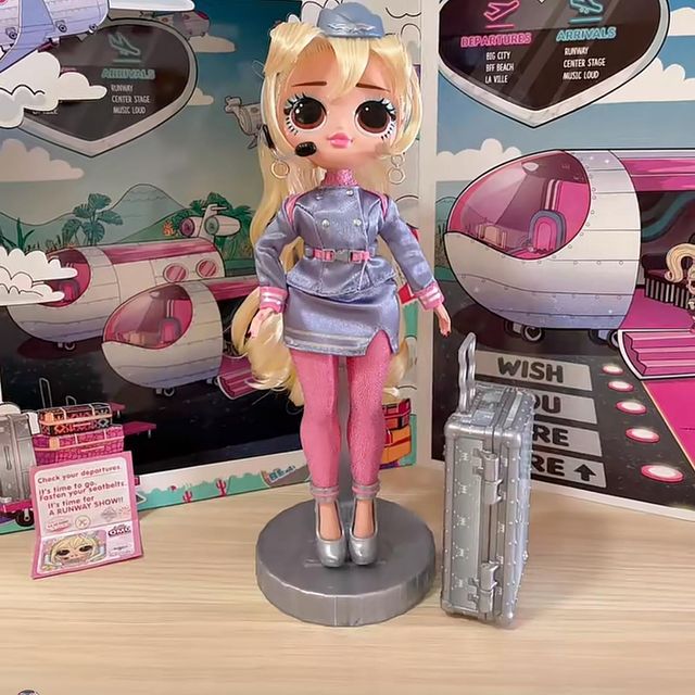 LOL OMG World Travel Fly Gurl doll