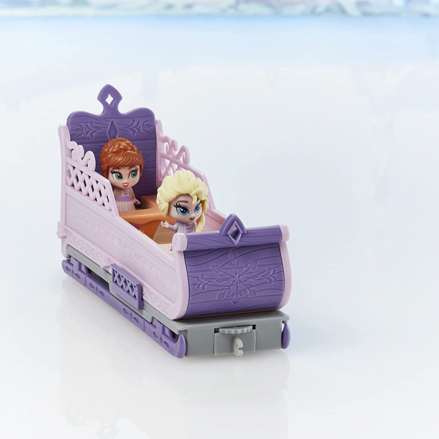Disney Frozen 2 Twirlabouts Picnic Playset Sled-to-Castle with Elsa and Anna
