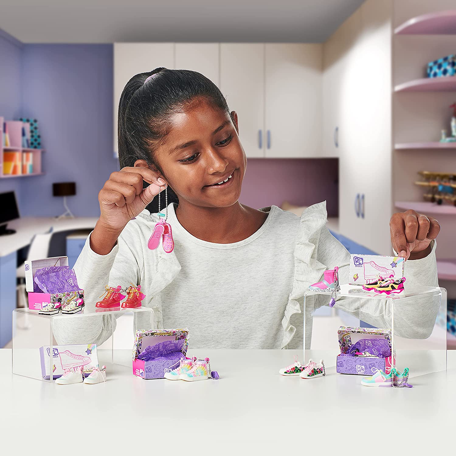 Real Littles shoes - Collectible Micro 