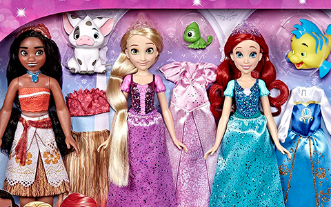 Disney Princess Royal Fashions and Friends - Moana, Rapuncel and Ariel dolls with their pet friends