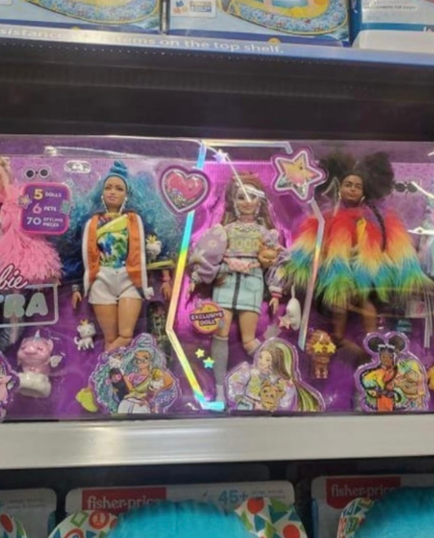 Barbie Extra 5 pack with exclusive doll