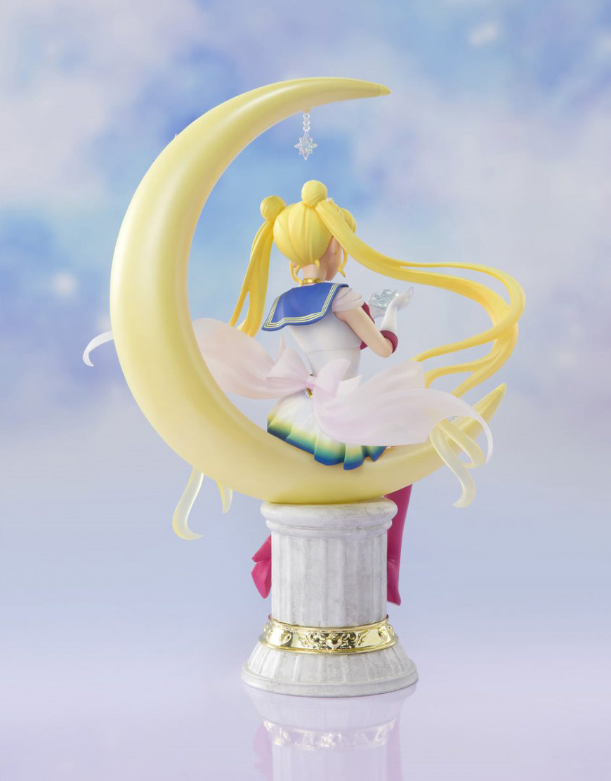 Pretty Guardian Sailor Moon Eternal the Movie Super Sailor Moon Bright Moon and Legendary Silver Crystal FiguartsZERO stunning figure