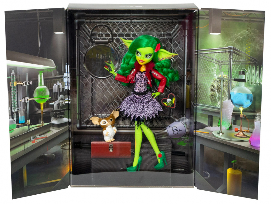 Monster High Skullector Greta Gremlins 2 doll in box