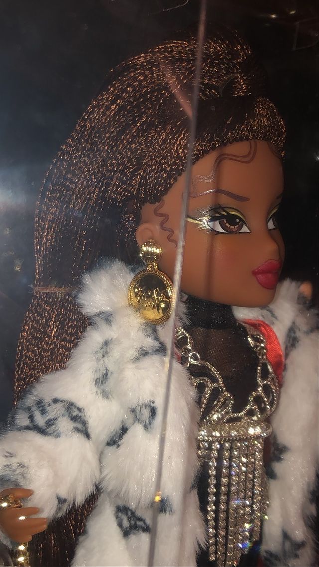 Bratz Designer GCDS Sasha 2021 doll in real life pictures