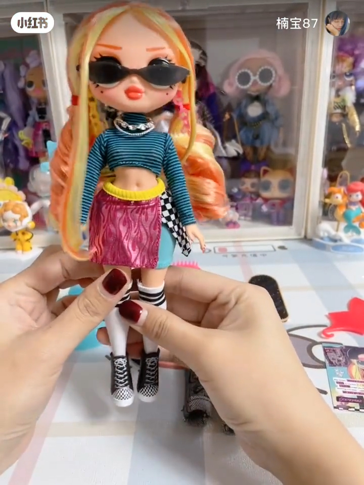 LOL OMG Series 5 dolls: Skatepark Q.T. and Trendsetter 