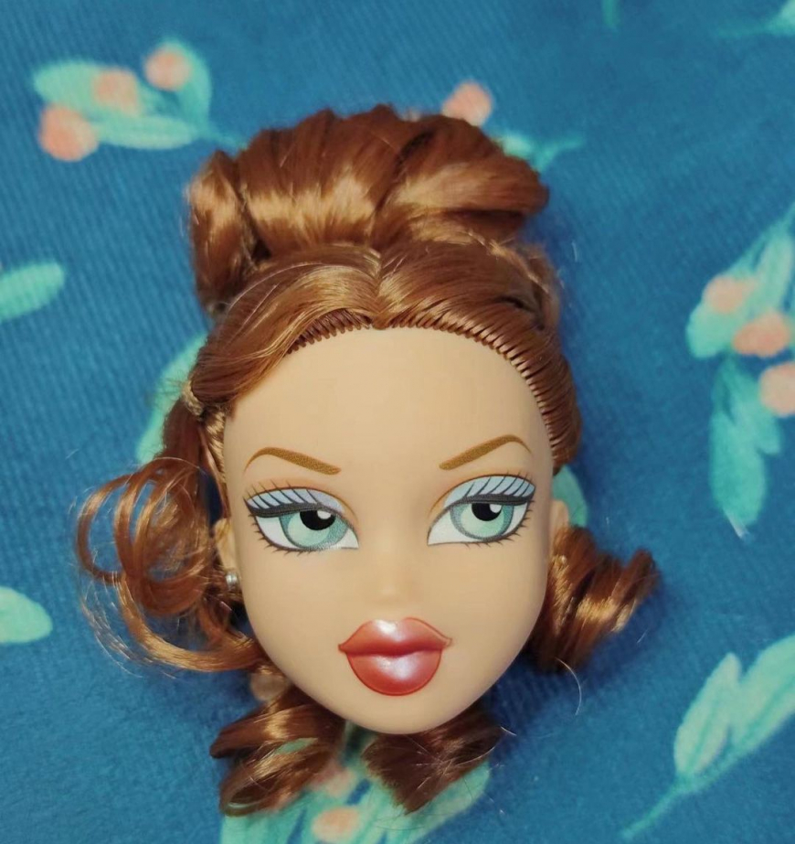 Bratz Deluxe Collector Sweetheart Meygan