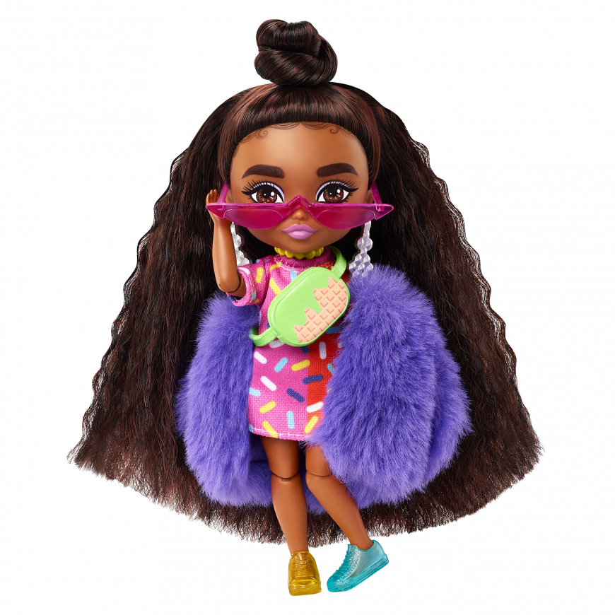 Barbie Extra Minis doll 1