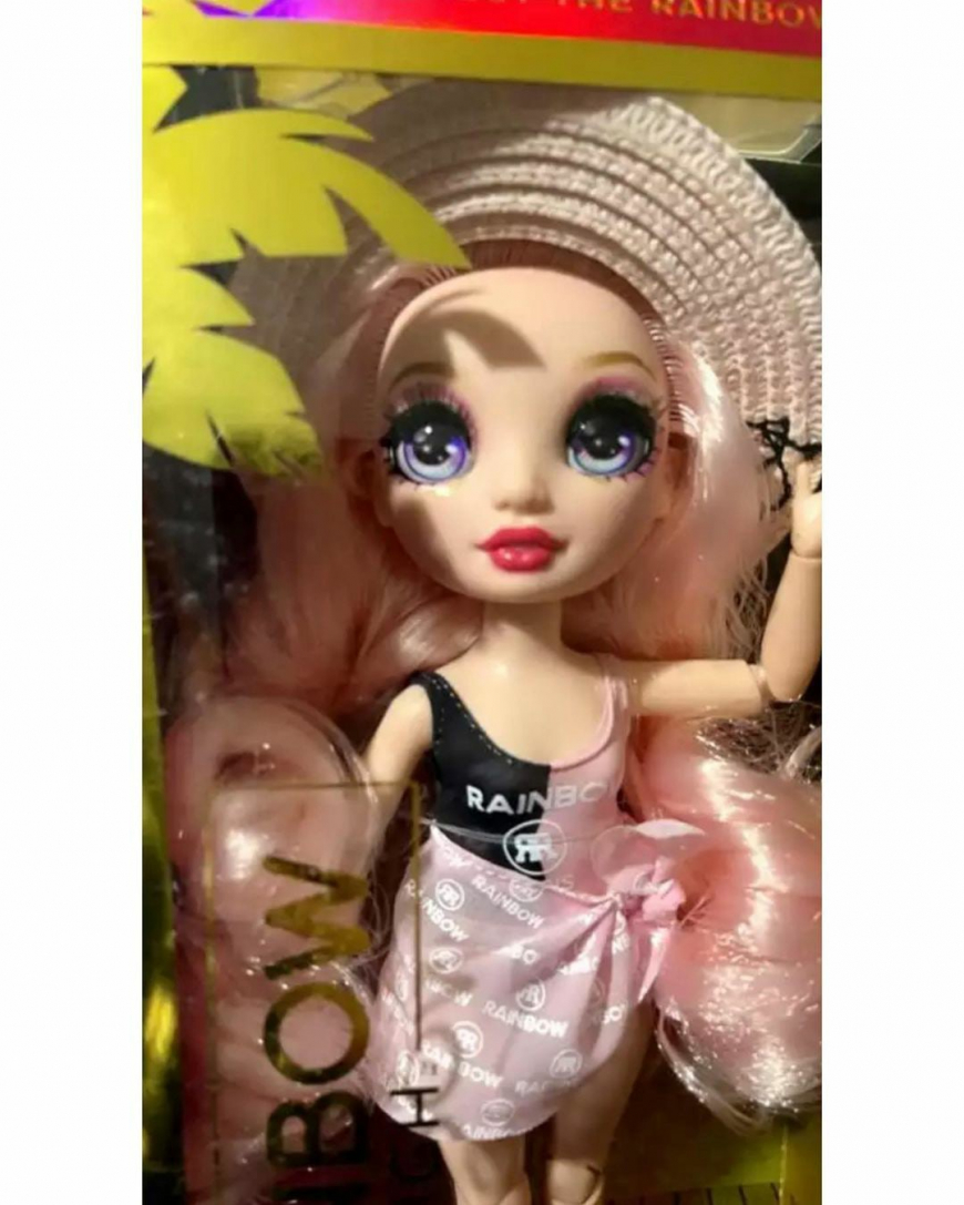 Rainbow High Pacific Coast Bella Parker doll in box