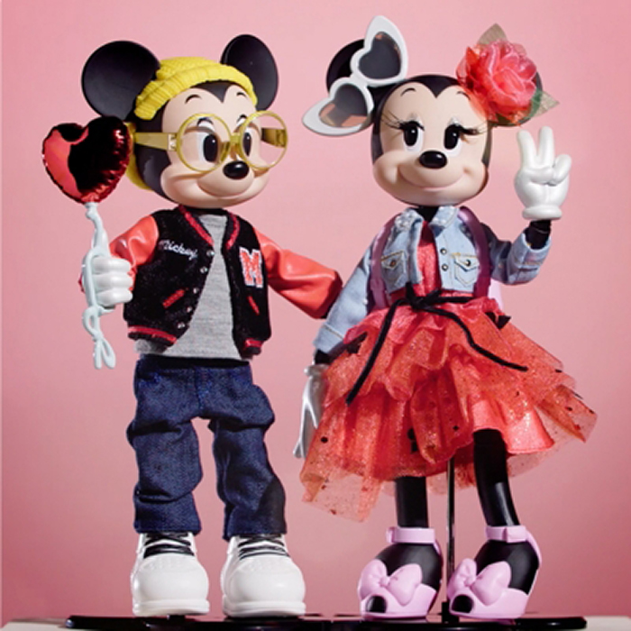 Disney Store Mickey and Minnie Limited Edition doll set 2022