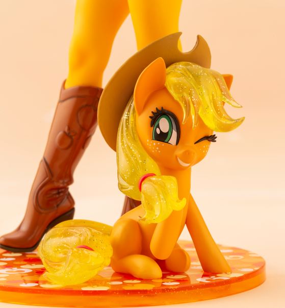 Kotobukiya My Little Pony BISHOUJO series limited edition Applejack figure