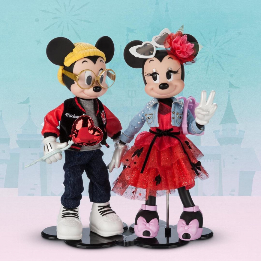 Disney Store Mickey and Minnie Limited Edition Designer Collection dolls set 2022