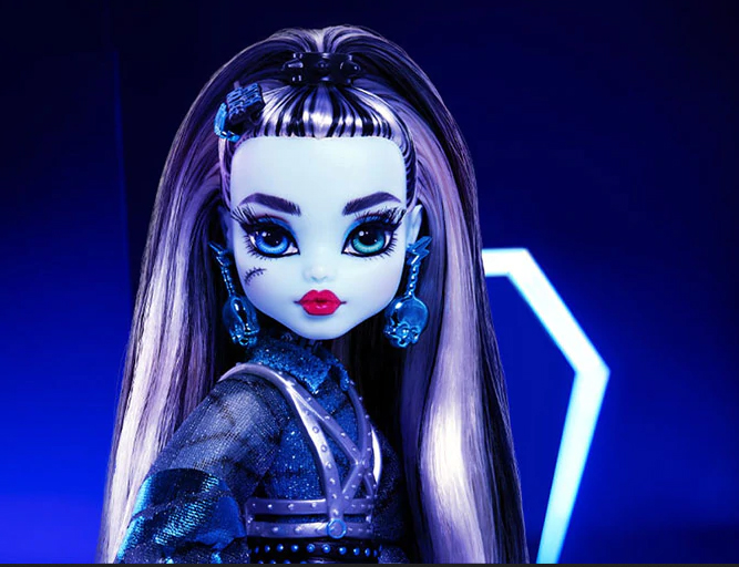 Monster High Haunt Couture Frankie Stein doll HGK12