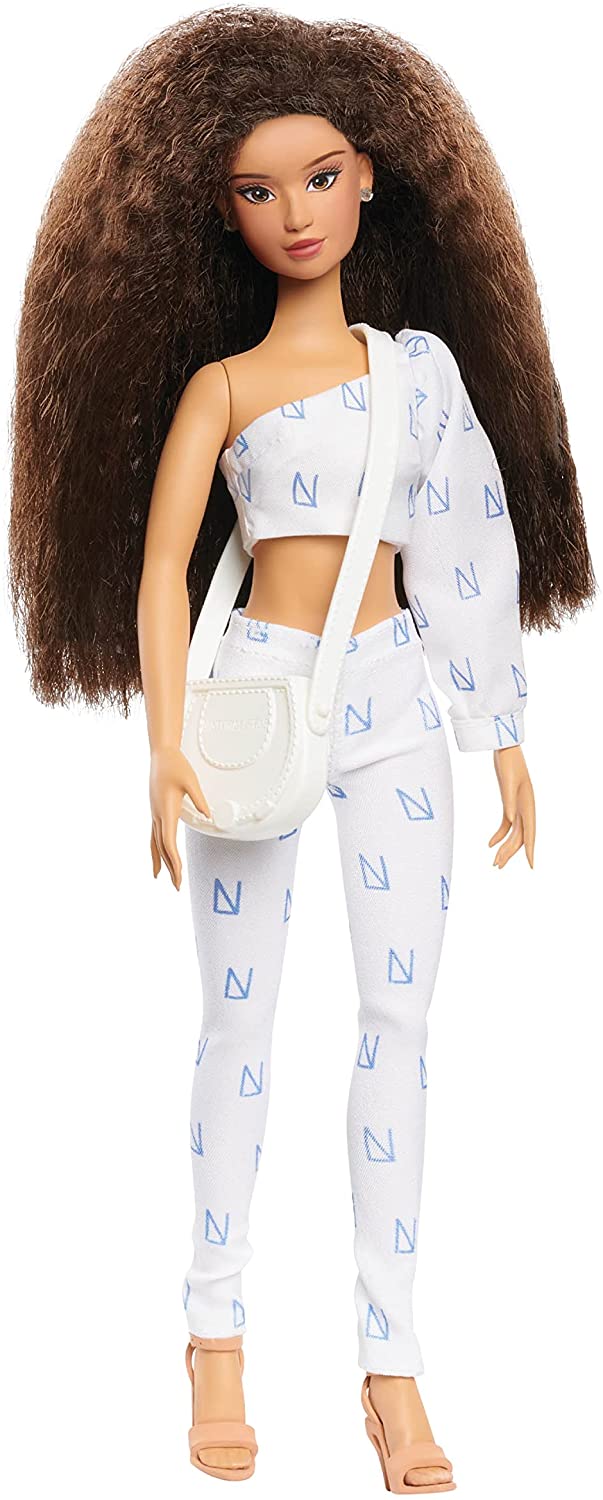 Naturalistas doll Kelsey