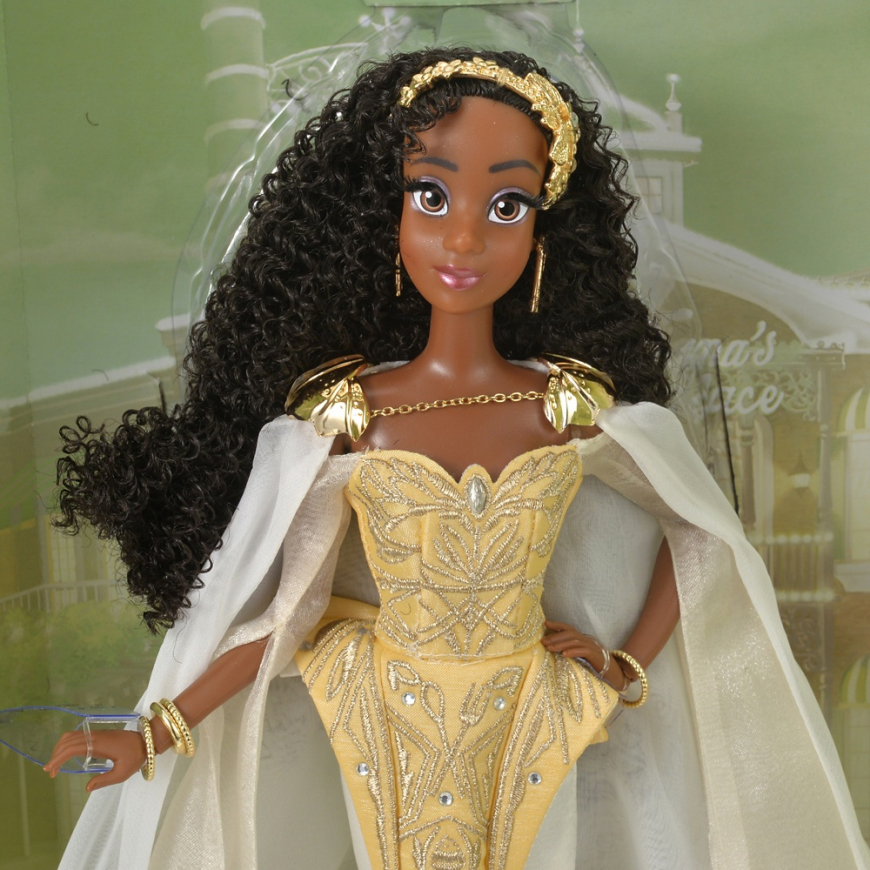Disney Designer Collection 2022 limited edition Tiana doll
