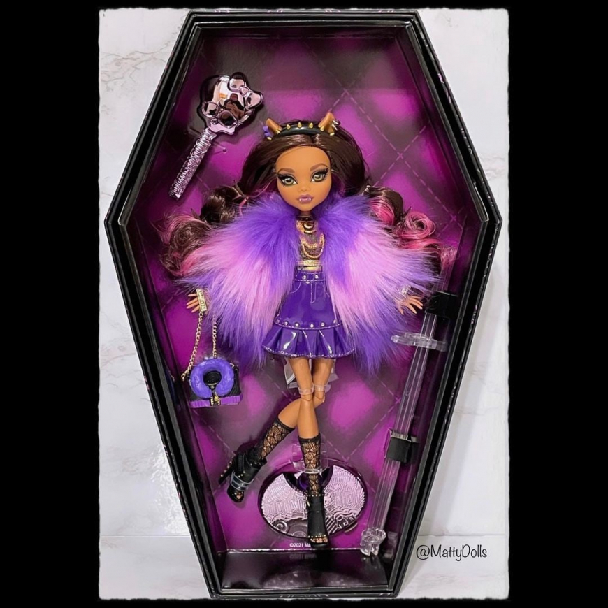 Monster High Haunt Couture dolls in real life