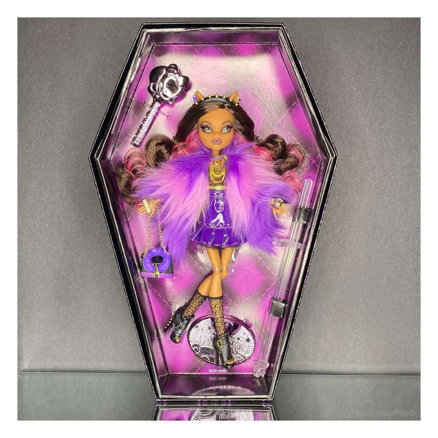 Clawdeen Wolf Haunt Couture doll Photo Review