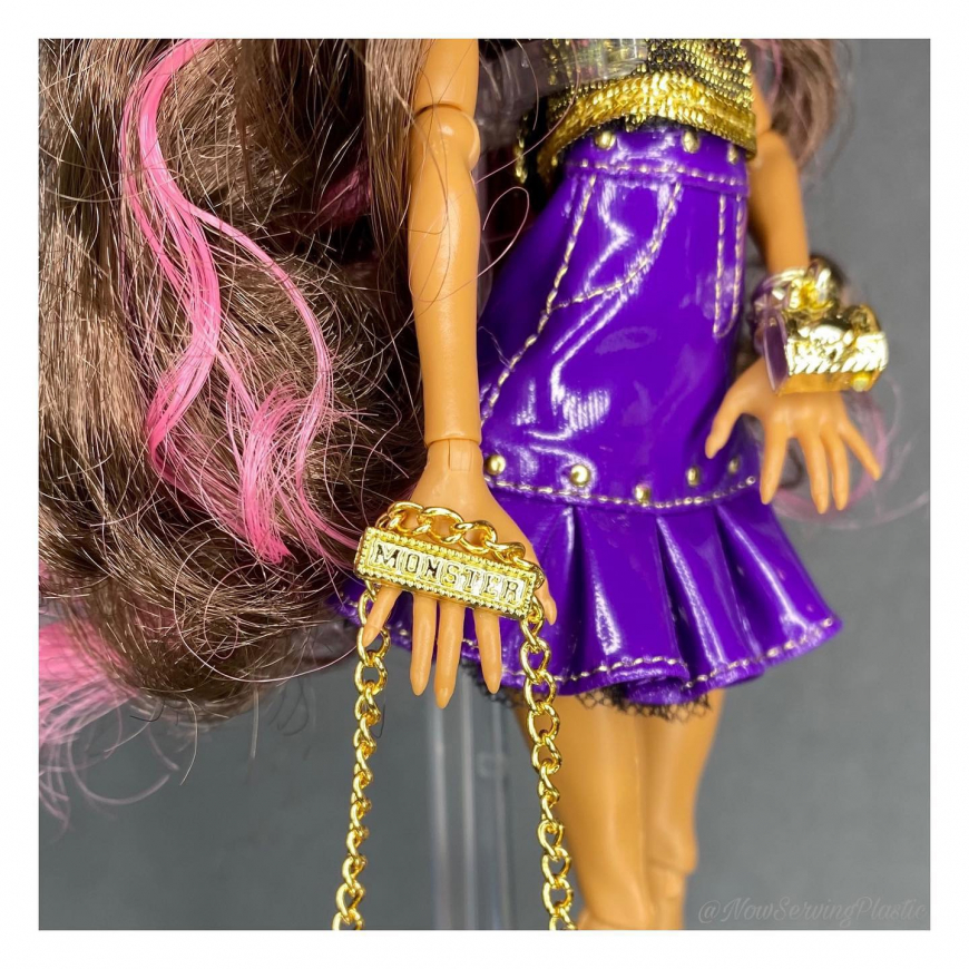 Clawdeen Wolf Haunt Couture doll Photo Review