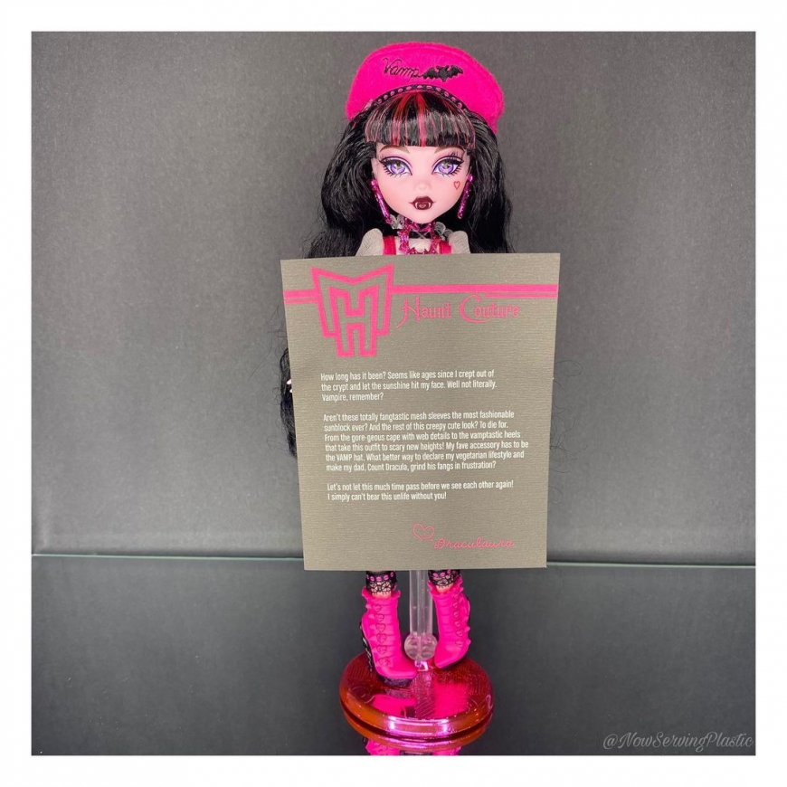 Monster High Haunt Couture Draculaura doll photos