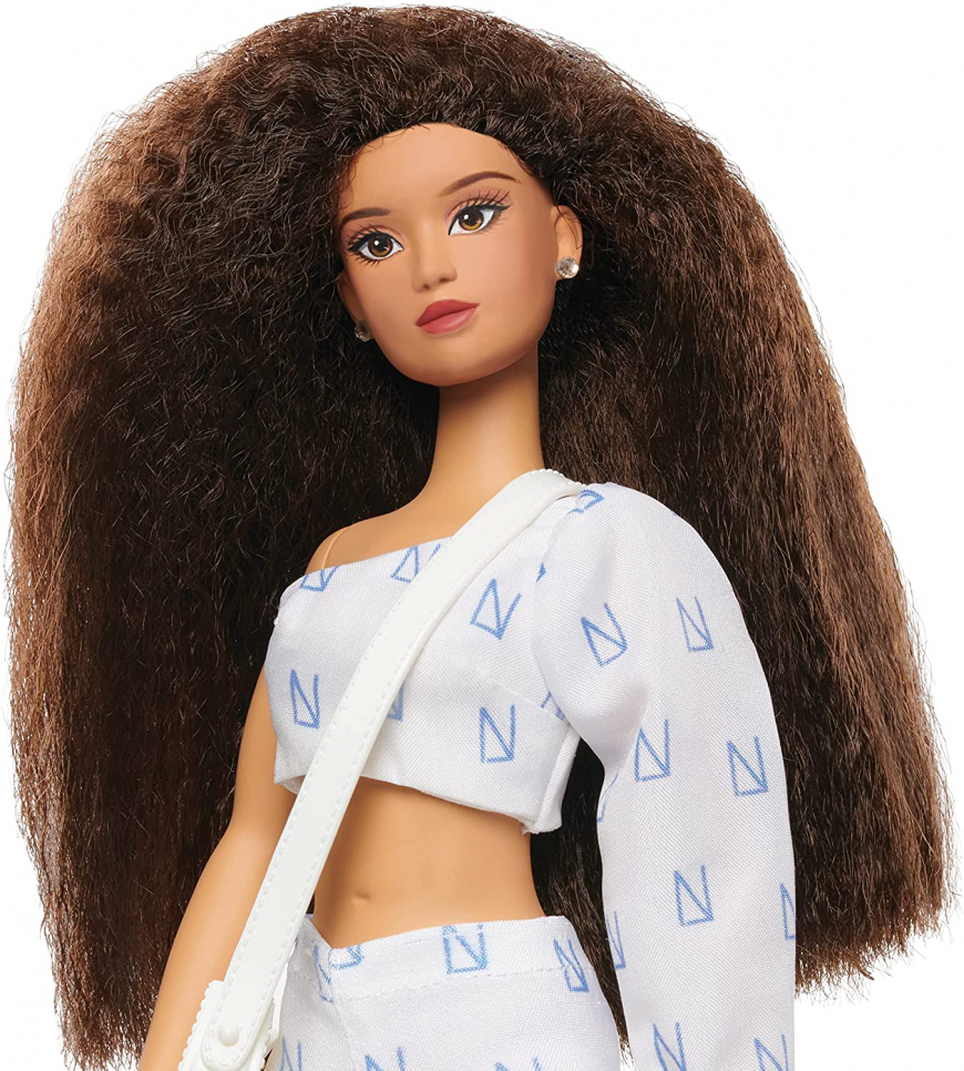 Naturalistas doll Kelsey