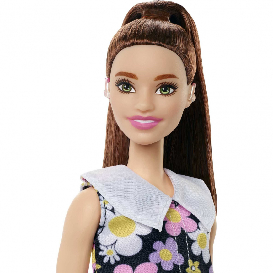 Barbie Fashionistas №187 doll