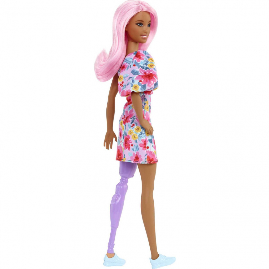 Barbie Fashionistas №189 doll