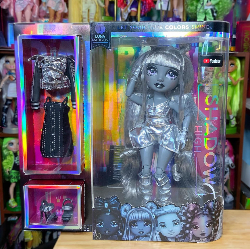 Shadow High Luna Madison doll