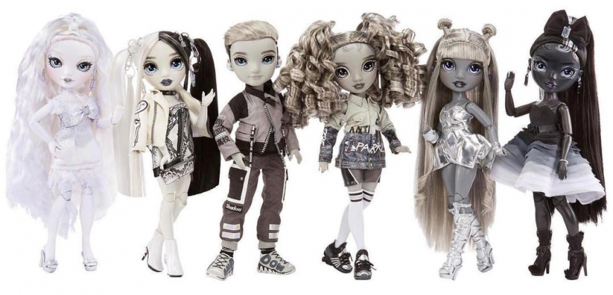 Shadow High dolls in first outfit