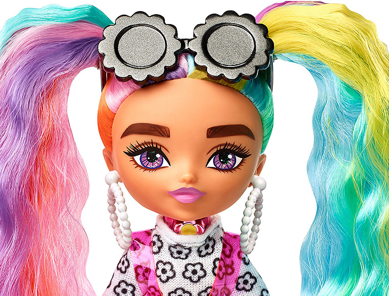 Barbie Extra Minis Daisy Rainbow Pigtails doll (HHF82)