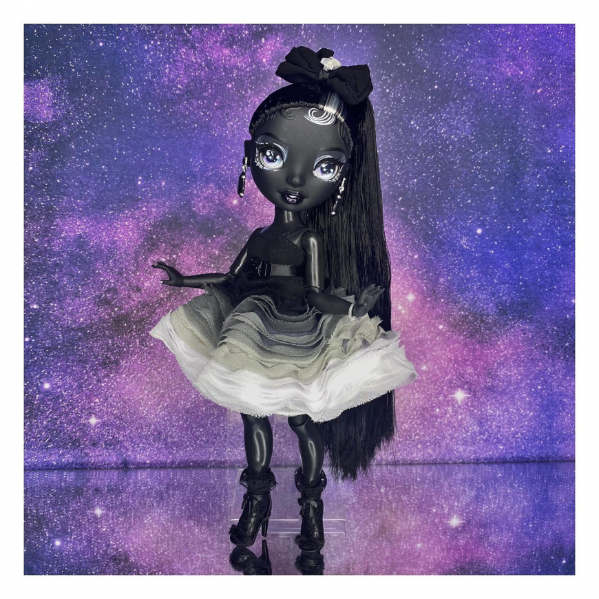 Rainbow High - Shadow High Doll Série 1 - Shanelle Onyx (Onyx