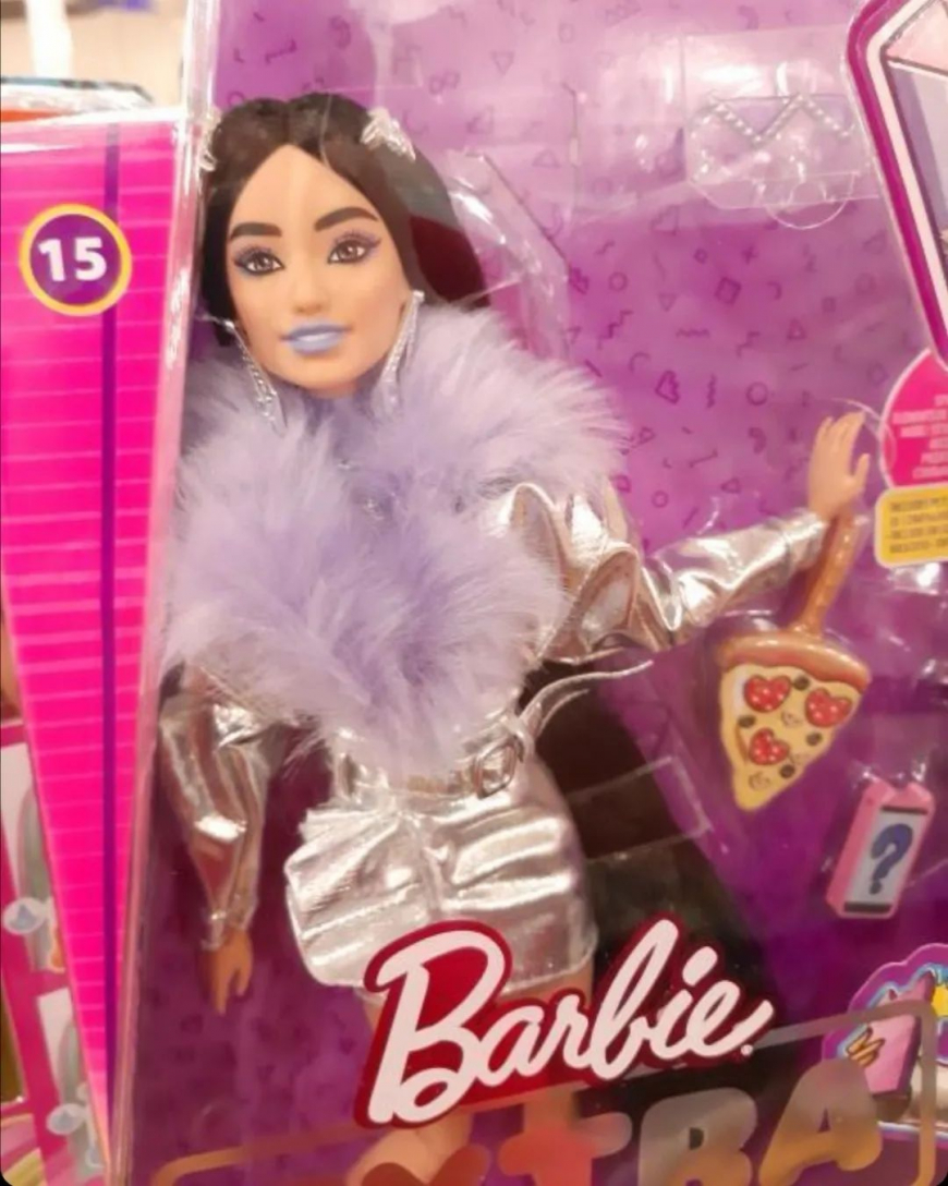 Barbie Extra 15 doll 2022