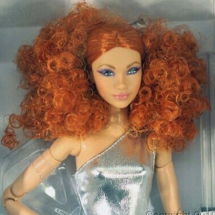 Barbie Looks doll 11