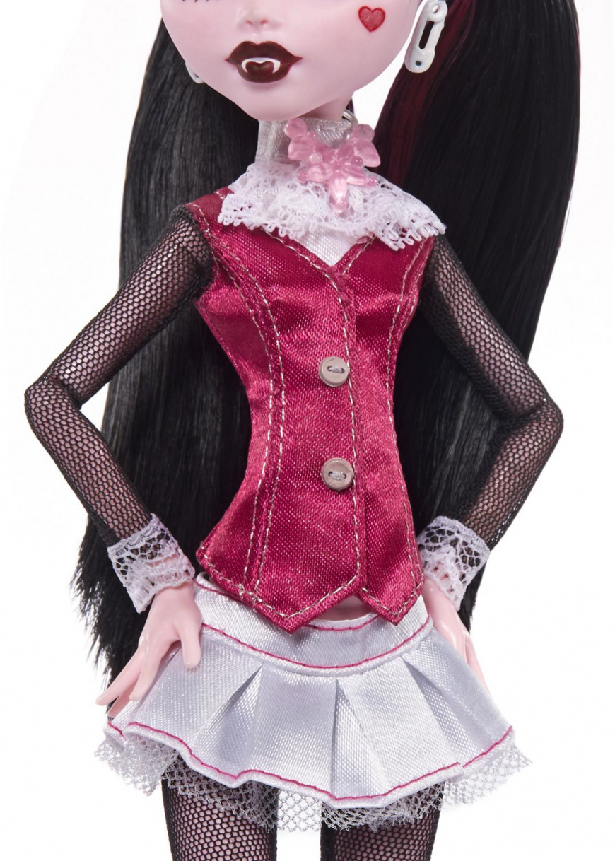 Monster High Draculaura reproduction 2022 doll